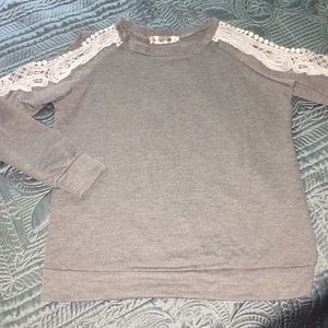 Lightweight Sweatshirt